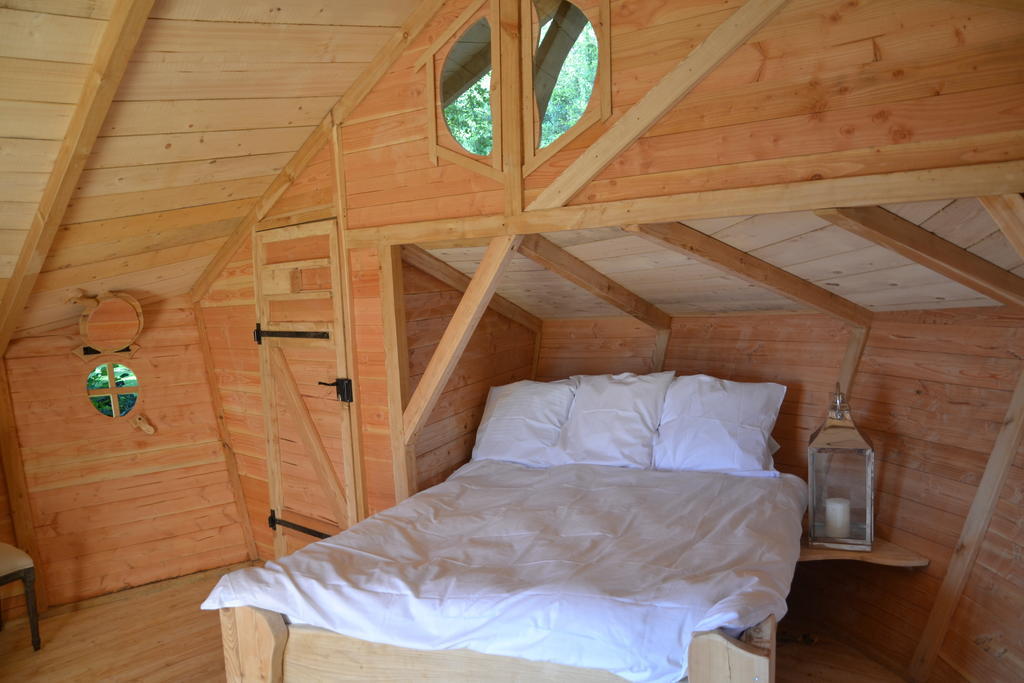 Les Hautes Sources - Esprit De France Menilles Room photo